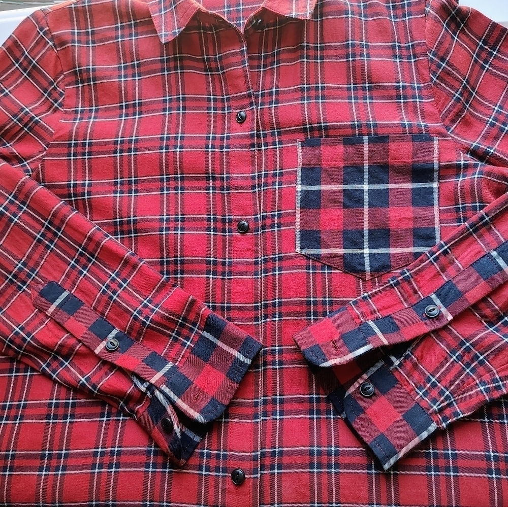 Madewell women's classic ex-boyfriend shirt, red cotton plaid, one pocket, sz S. - Picture 8 of 16